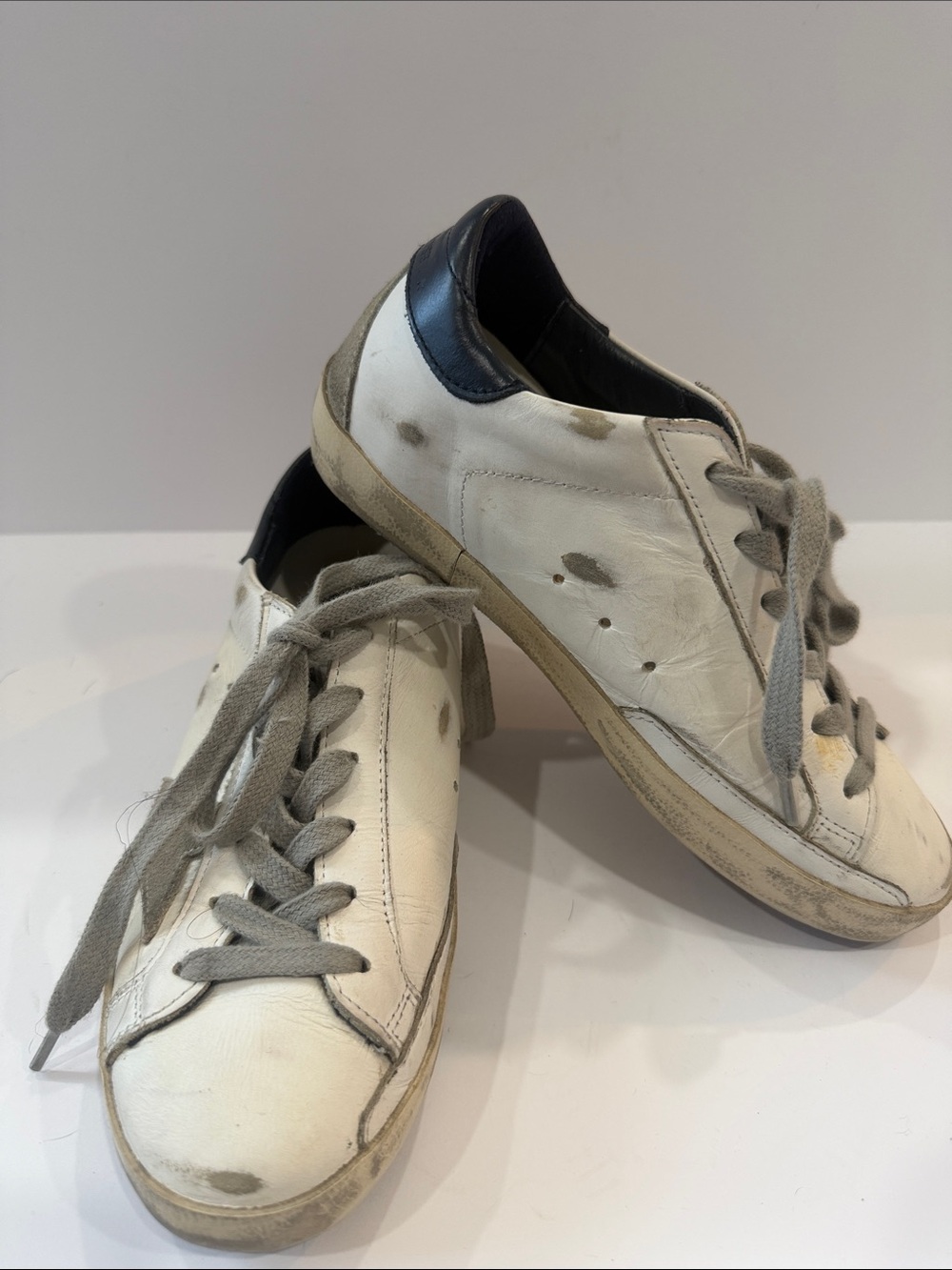 Golden Goose White Leather women’s Sneakers with Gray Accents - Picture 5 of 5